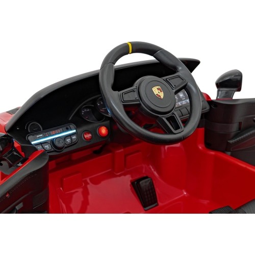 Pojazd Porsche 718 z czerwonym lakierem