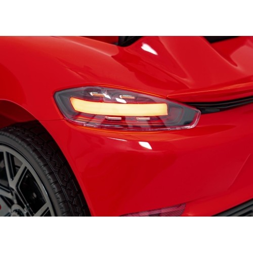 Pojazd Porsche 718 z czerwonym lakierem