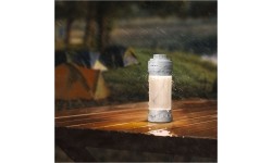 Zielona latarka kempingowa Fenix CL22R