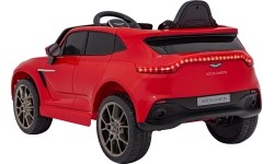 Aston Martin DBX pojazd czerwony