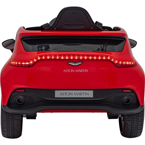 Aston Martin DBX pojazd czerwony