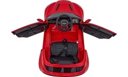 Aston Martin DBX pojazd czerwony