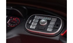 Aston Martin DBX pojazd czerwony