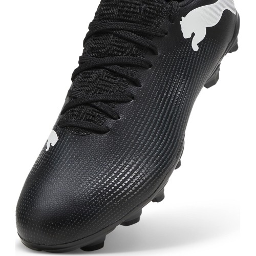 Buty piłkarskie męskie Puma Future 7 Play FG/AG czarne 107723 02