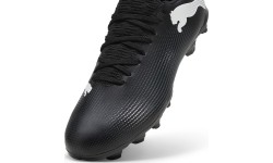 Buty piłkarskie męskie Puma Future 7 Play FG/AG czarne 107723 02