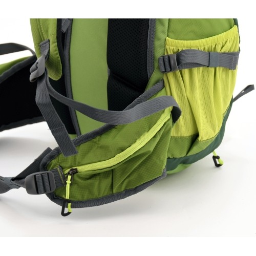 Plecak turystyczny podróżny wycieczkowy uniwersalny Cattara GreenW - 32 l