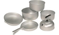 Aluminiowy zestaw naczyń Mil-Tec (3 garnki, patelnia, czajnik)