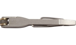 Latarka Vargo Titan Flint