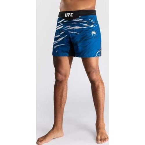 Męskie spodenki do walki UFC Fusion by Venum Authentic Fight Night - krótki krój - niebieskie