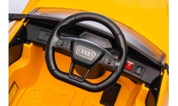 Audi SQ8 pojazd Żółty