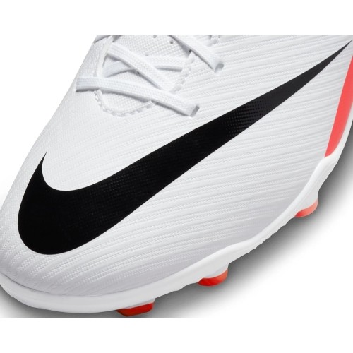 Buty piłkarskie Nike Jr Vapor 15 Club FG/MG dla młodzieży białe DJ5958 600