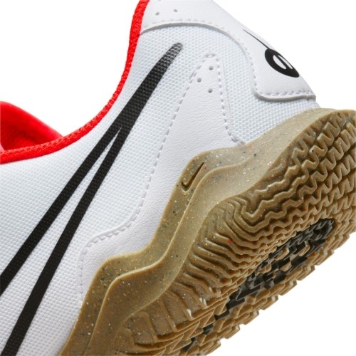 Buty piłkarskie Nike Jr Legend 10 Club IC White Red DV4343 100