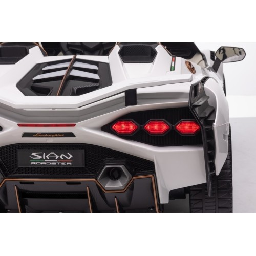 Pojazd elektryczny Lamborghini SIAN, biały