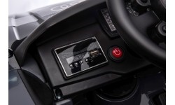 Pojazd Audi RSQ E-TRON w kolorze szarym
