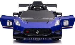 Maserati MC20 GT2 pojazd niebieski