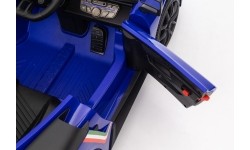 Maserati MC20 GT2 pojazd niebieski