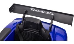 Maserati MC20 GT2 pojazd niebieski
