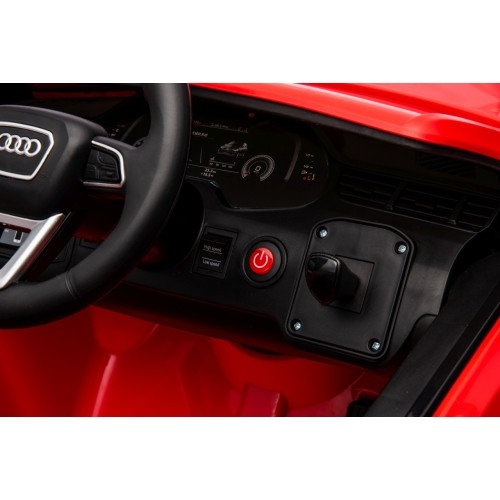 Audi Q7 NEW LIFT pojazd czerwony
