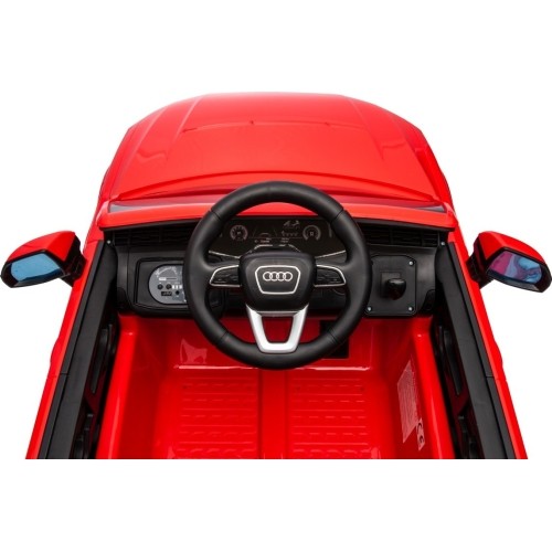 Audi Q7 NEW LIFT pojazd czerwony