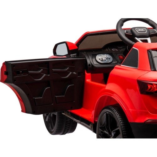 Audi Q7 NEW LIFT pojazd czerwony