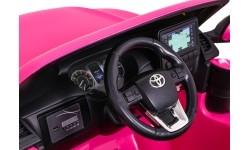 Pojazd Toyota Hilux różowy
