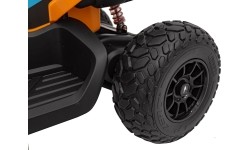 Quad Mclaren Racing MCL 35 pojazd pomarańczowy