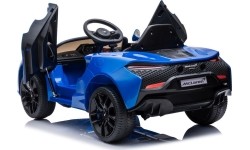 Niebieski pojazd Mclaren Artura
