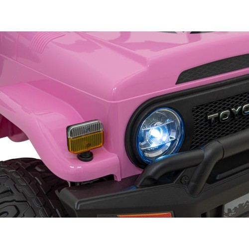 Toyota FJ Cruiser samochód elektryczny, różowy