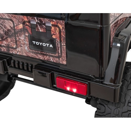 Toyota FJ Cruiser, czarny