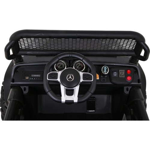 Pojazd Mercedes BENZ UNIMOG Moro