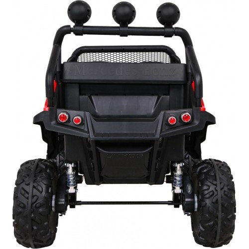 Pojazd Mercedes BENZ UNIMOG czerwony