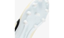 Buty piłkarskie Nike Jr Legend 10 Club FG/MG dla młodzieży żółte DV4352 700