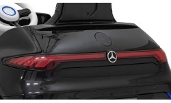 Samochód elektryczny dla dzieci Mercedes-Benz AMG EQA, czarny