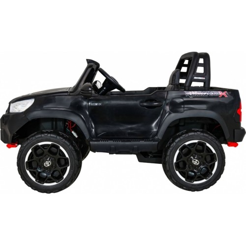 Pojazd elektryczny Toyota Hilux, czarny