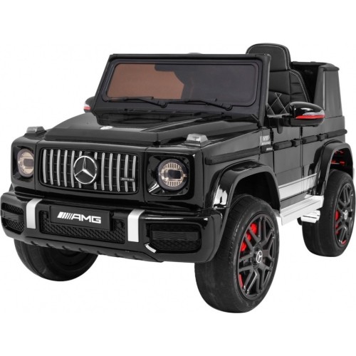 Mercedes G63 pomalowany na czarno