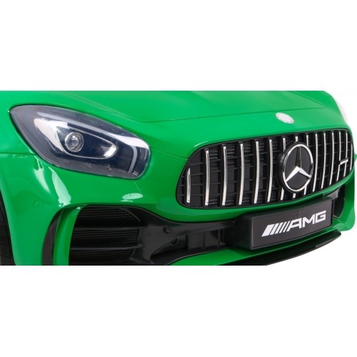 Mercedes-Benz GT R 4 x 4 pomalowany na zielono