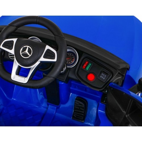 Pojazd elektryczny Mercedes Benz GLC63S, niebieski