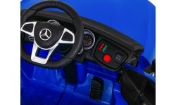 Pojazd elektryczny Mercedes Benz GLC63S, niebieski