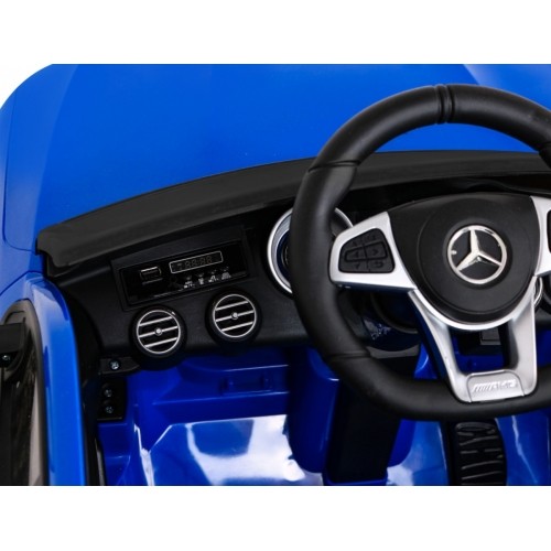Pojazd elektryczny Mercedes Benz GLC63S, niebieski