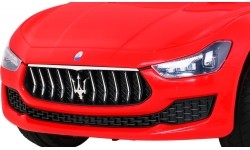 Pojazd elektryczny Maserati Ghibli, czerwony