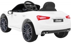 Pojazd elektryczny Maserati Ghibli, biały