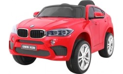 Pojazd BMW X6M czerwony