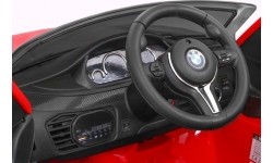 Pojazd BMW X6M czerwony