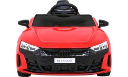 Pojazd elektryczny Audi RS E-Tron GT, czerwony