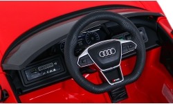 Pojazd elektryczny Audi RS E-Tron GT, czerwony