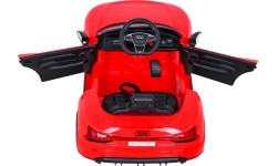 Pojazd elektryczny Audi RS E-Tron GT, czerwony