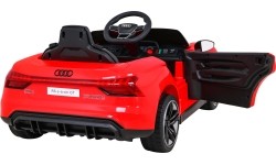 Pojazd elektryczny Audi RS E-Tron GT, czerwony