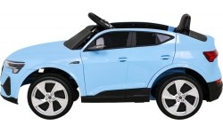 Pojazd elektryczny Audi E-Tron Sportback, niebieski