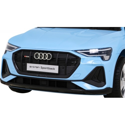 Pojazd elektryczny Audi E-Tron Sportback, niebieski
