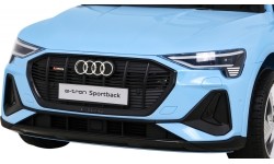 Pojazd elektryczny Audi E-Tron Sportback, niebieski